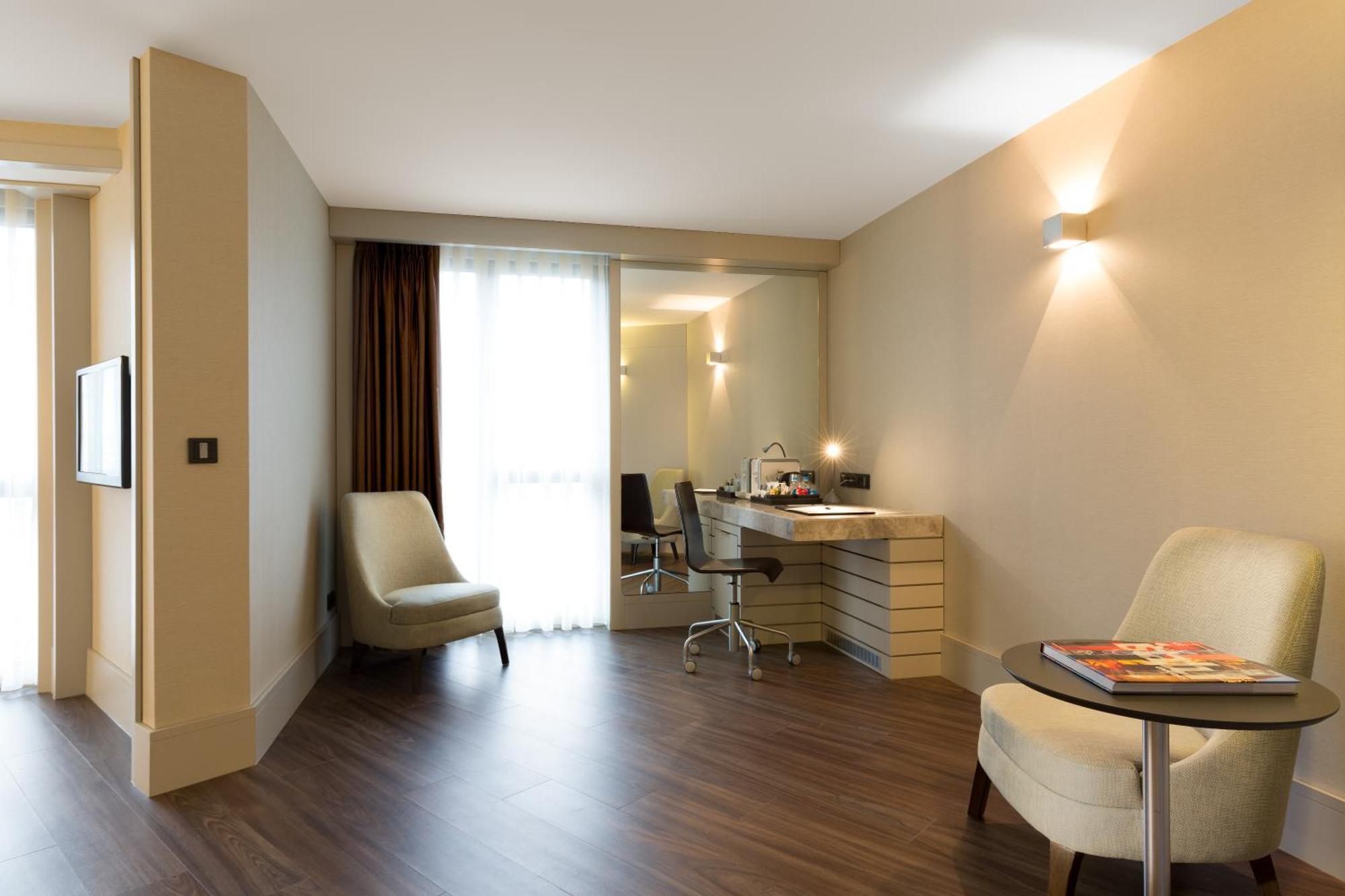 Ac Hotel Istanbul Macka Exterior photo