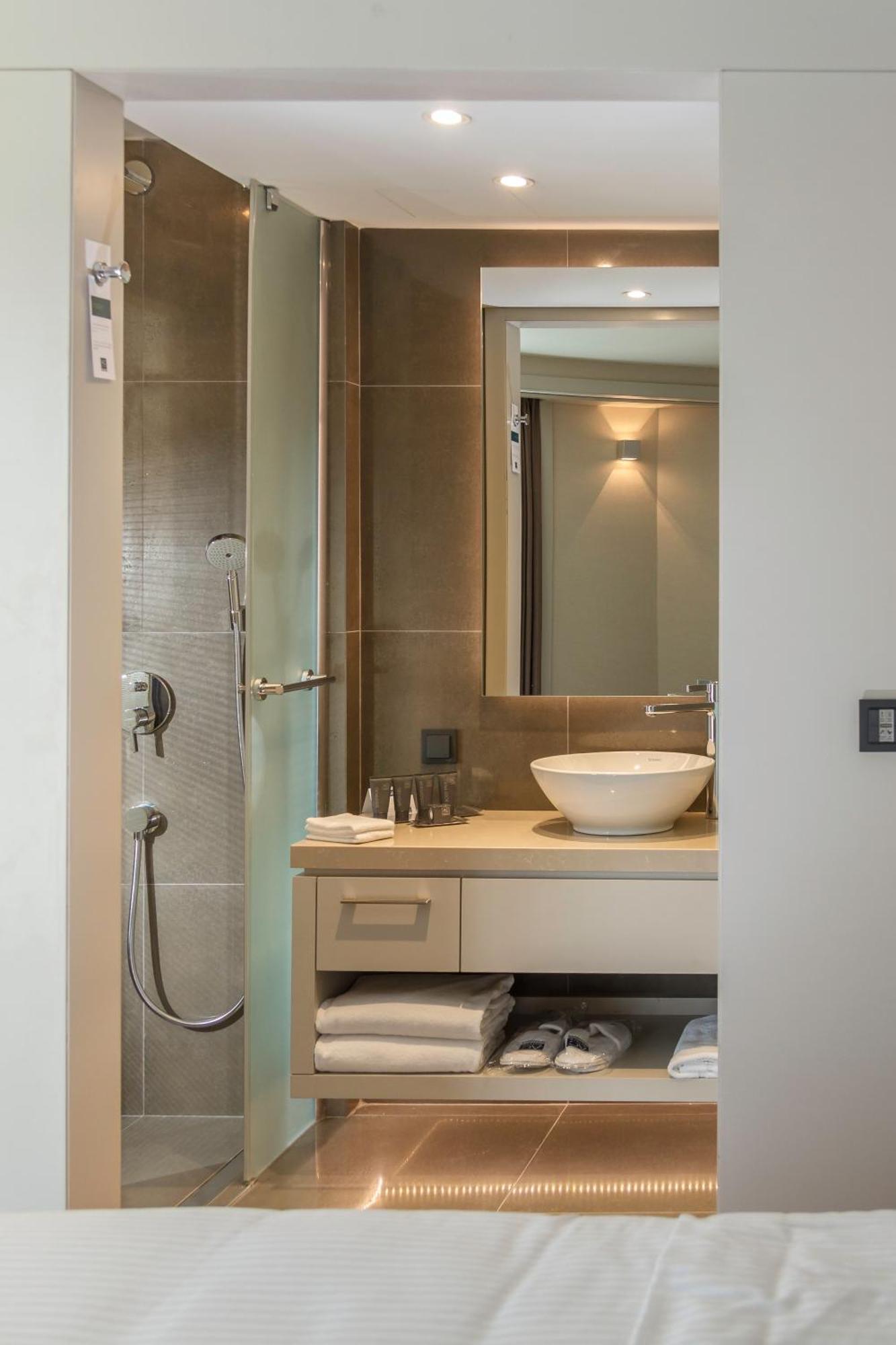 Ac Hotel Istanbul Macka Exterior photo