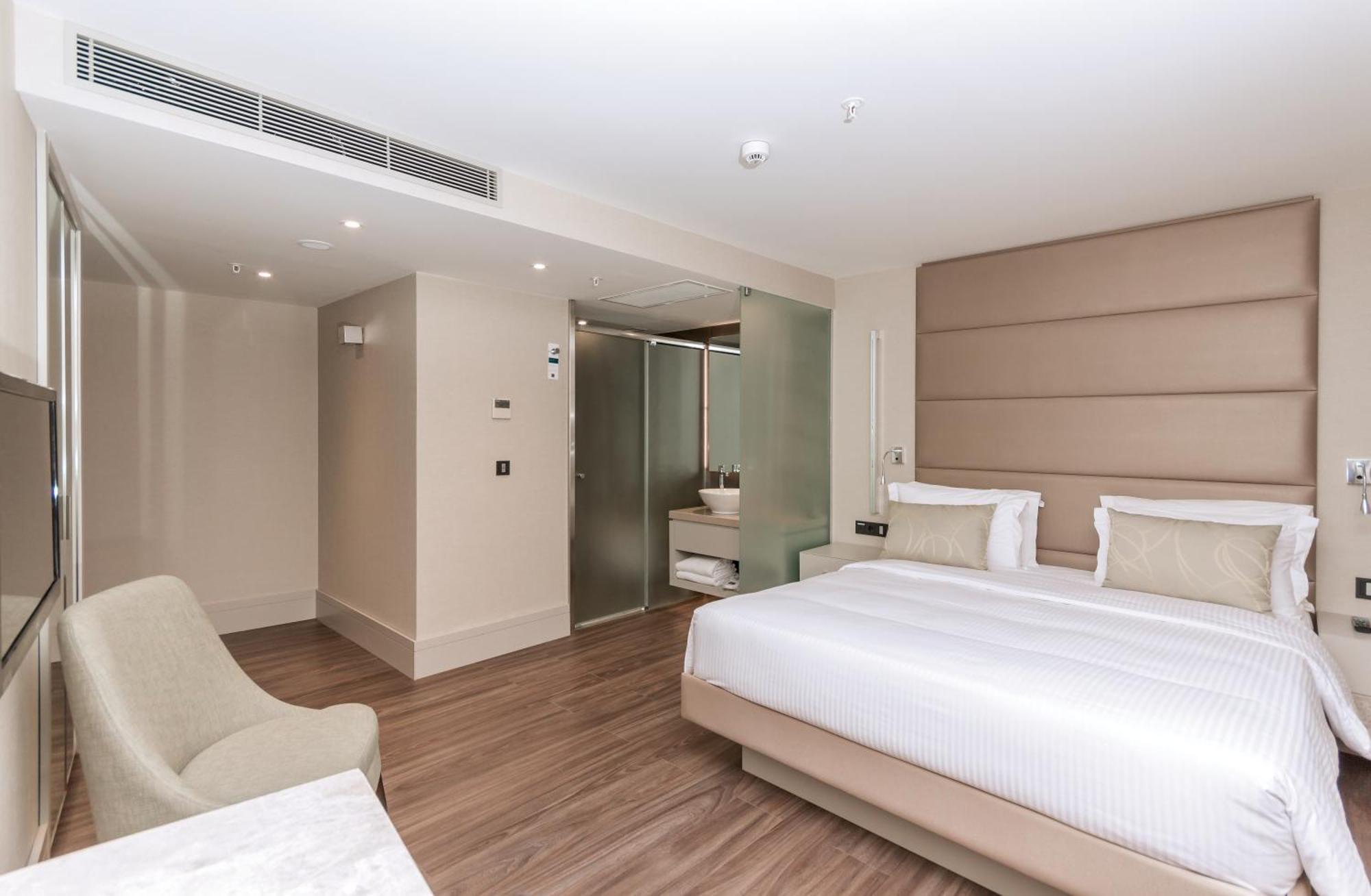 Ac Hotel Istanbul Macka Exterior photo
